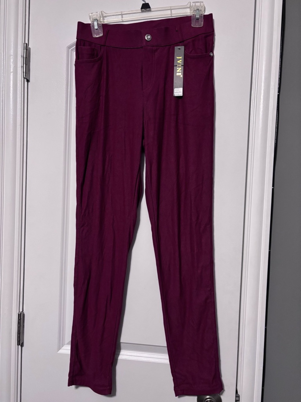 NWT JVINI Burgundy Stretch Slim Pants Size Large